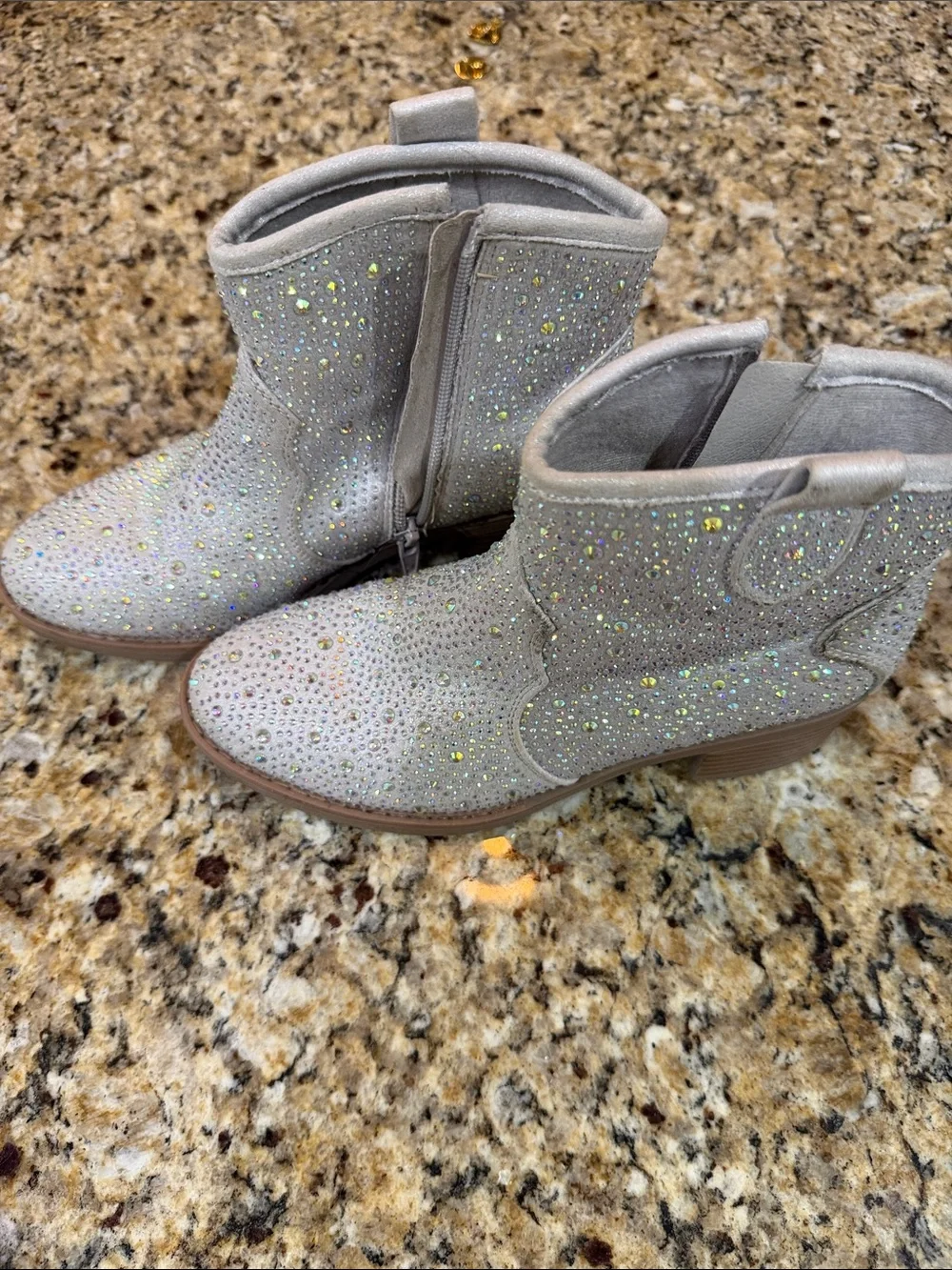 Limelight sparkling rhinestone